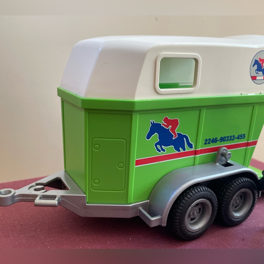 Playmobil #4189 Horse Trailer Set - Picture 3 of 5
